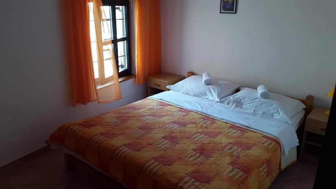 Apartmani Linda Vodice Exteriér fotografie