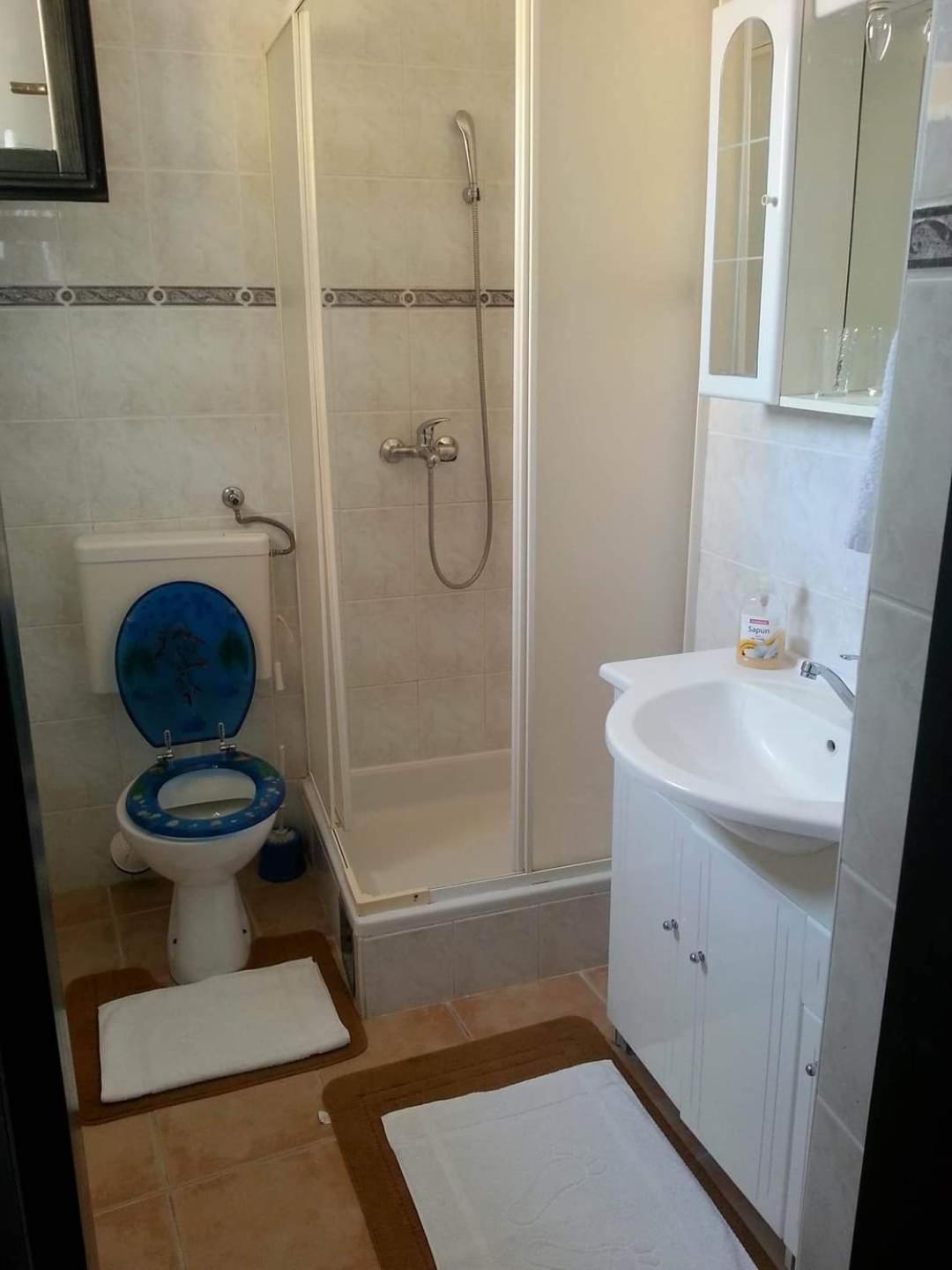 Apartmani Linda Vodice Exteriér fotografie